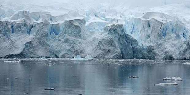 Dünyanın ən böyük aysberqi 1800 kvadrat kilometr əriyib