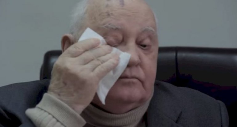Qorbaçov kimsəsiz qalıb: Baxanı yoxdur – Video