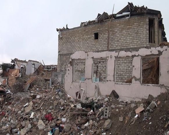 Məşhur amerikalı jurnalist Gəncədə - FOTO