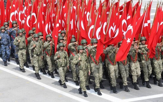 Tarixi an: Türkiyə Ordusu Bakıdadır - VİDEO