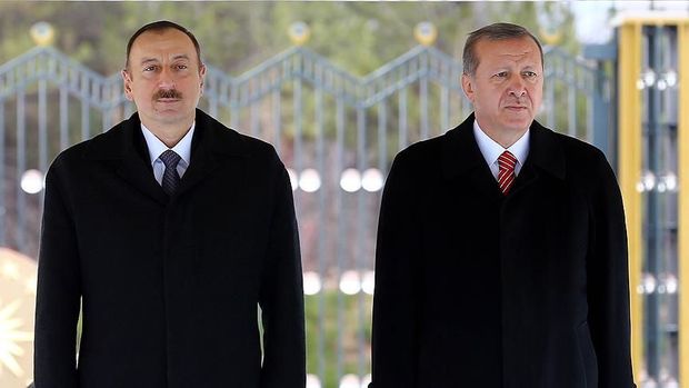 İlham Əliyev və Ərdoğan Şəhidlər Xiyabanını ziyarət etdilər