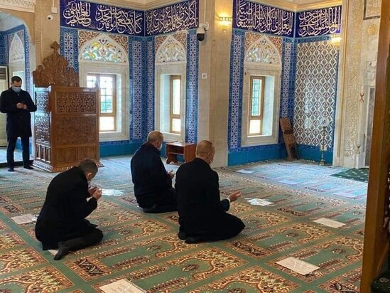 İlham Əliyev və Ərdoğan birgə namaz qıldı - FOTO