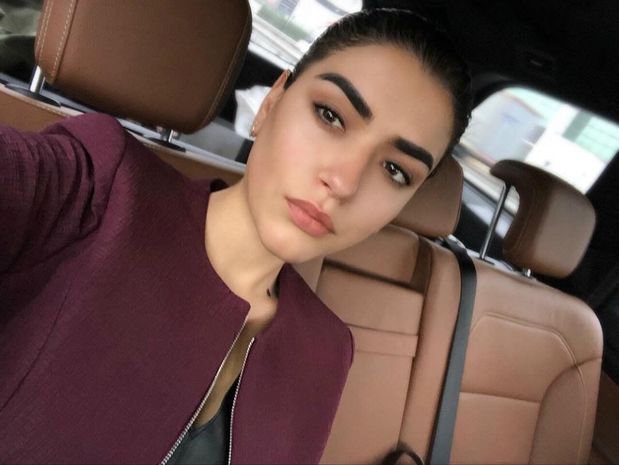 Gənc fenomendən qandonduran cinayət: Anasını dəfələrlə bıçaqlayıb daxili orqanlarını çıxardı - FOTO