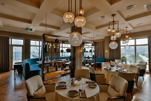 DİN-dən Bakıda xüsusi karantinə məhəl qoymayan restoranda əməliyyat: Onlarla müştəri... - FOTO