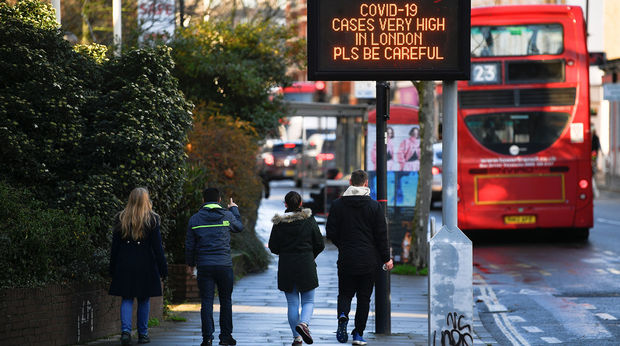 Britaniyalı nazir: “COVID-19-un yeni növü başqa ölkələrdə də mövcuddur”