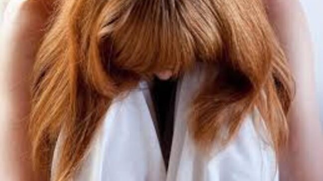 Azərbaycanda 17 yaşlı tələbə qızdan ŞOK ƏMƏL - Toyuq hinində...