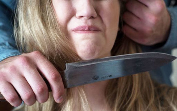 Bakıda kişi arvadını amansızlıqla qətlə yetirdi