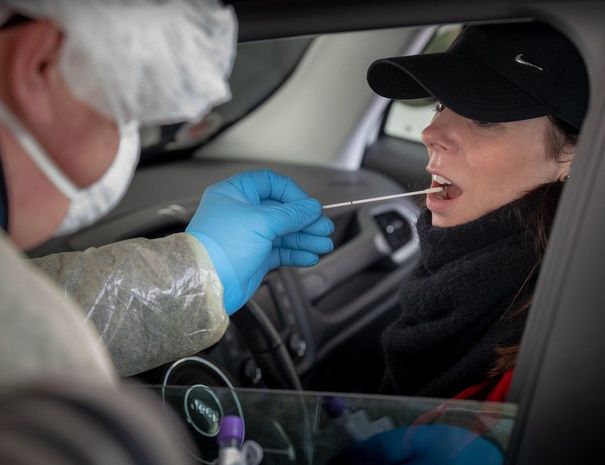 ÜST koronavirusun yeni ştammının təyini üçün testlərin effektivliyini qiymətləndirdi - VİDEO