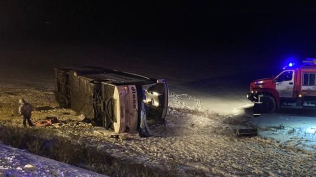 Rusiyada avtobus aşdı: Çox sayda yaralı və ölən var - VİDEO