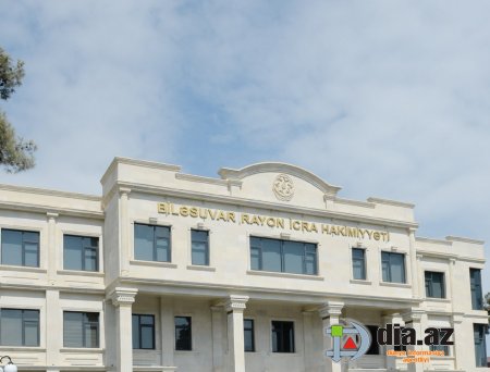 Biləsuvarın yeni başçısı da köhnəsi kimi işləyir - NARAZILIQ!