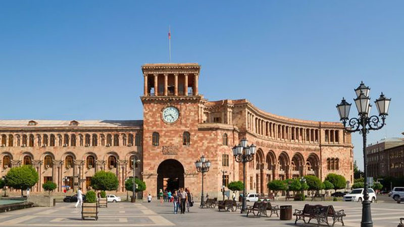 Ermənistan Azərbaycandan kömək istədi