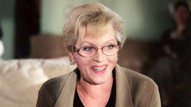 Rusiyalı məşhur aktrisa koronavirusa görə xəstəxanaya yerləşdirilib - FOTO