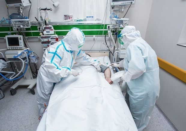 21 aktiv koronavirus xəstəsi ictimai yerlərdə aşkarlandı