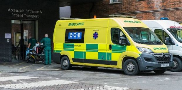 Число госпитализированных с COVID-19 в Англии достигло максимума с начала пандемии