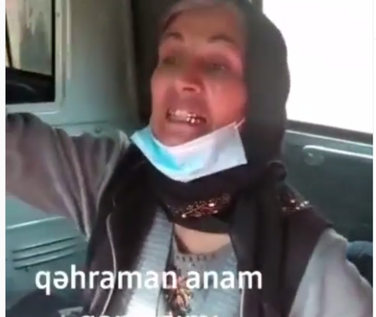 Ana ŞƏHİD oğlunun TABUTUNU ÖZÜ GƏTİRDİ- VİDEO