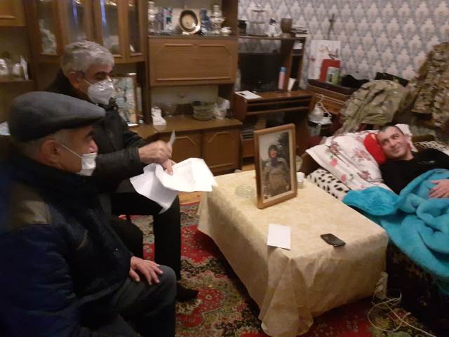 Nəsimi rayonunda Vətən Müharibəsi Şəhid Ailələrinə, iştirakçılarına və aztəminatlı ailələrə ərzaq bağlamaları təqdim olundu