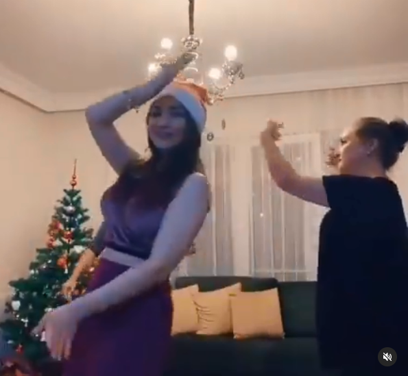 Bayram günü rəqs edib paylaşdılar, izləyicilər TƏHQİR ETDİLƏR - VİDEO