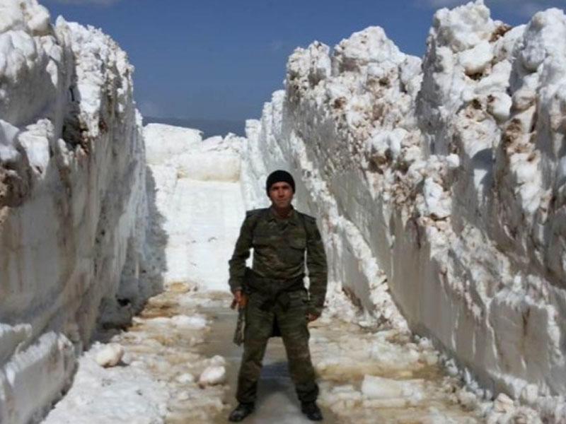 Vətəni yaşadanlar: Xüsusi təyinatlı komandir, şəhid Azər Mikayılov - VİDEO