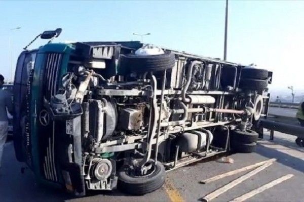 Xocavənddə yük maşını dərəyə aşdı: Sürücü öldü