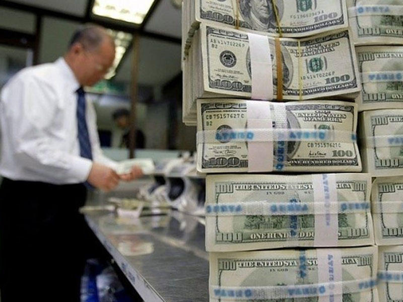 Çinin valyuta ehtiyatları 3,2 trln. dolları ötüb