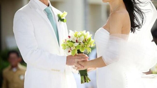 Toyda BİABIRÇILIQ: Bəy qaçdı, gəlin qonaqla evləndi - FOTO