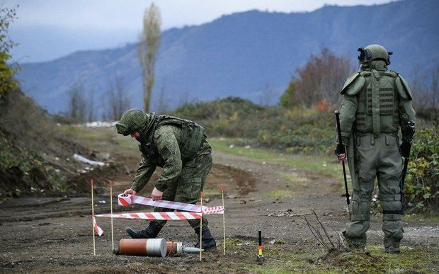 Миротворцы разминировали более 470 гектаров территории в Карабахе