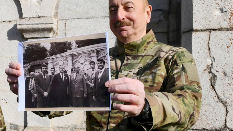 İlham Əliyev 38 il əvvəl Şuşada çəkdirdiyi fotonu nümayiş etdirdi