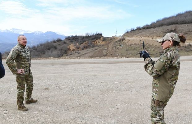 İlham Əliyev və Mehriban Əliyeva Xocavəndin Böyük Tağlar kəndində - VİDEO