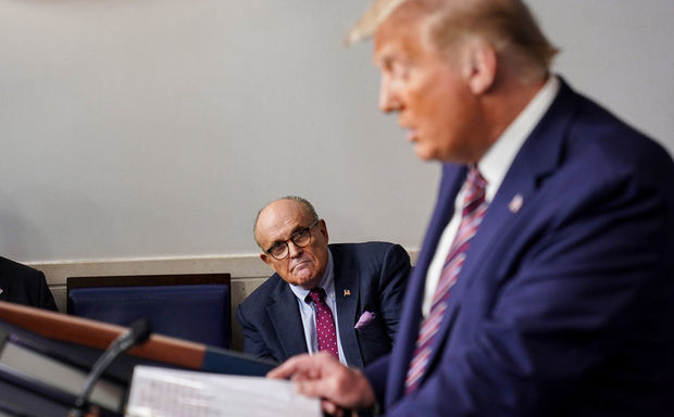 Адвокат Трампа передумал защищать политика по делу об импичменте