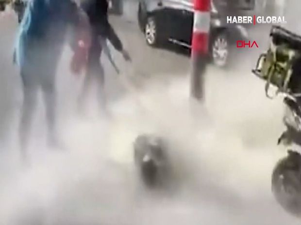 Pis iş şəraitinə etiraz olaraq özünü yandırdı - VİDEO