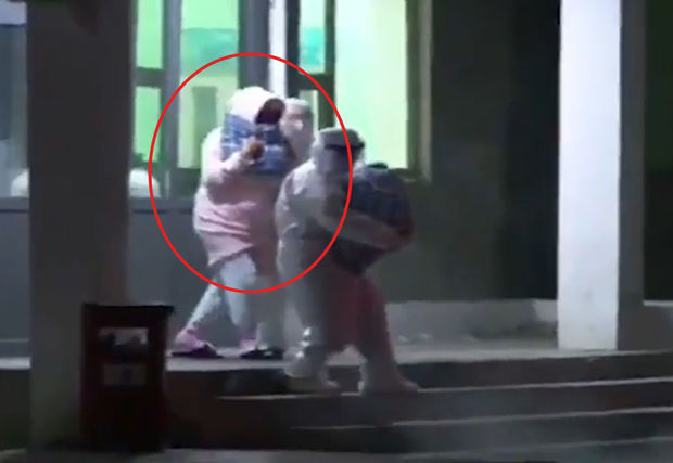 Qadına qarşı hərəkət Monqolustanı qarışdırdı: İstefalar başladı - FOTO/VİDEO