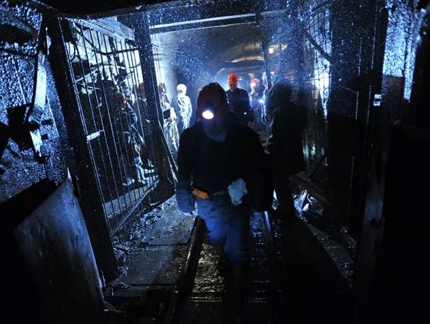 Rusiyada dağ mədəni çöküb: Ölənlər var