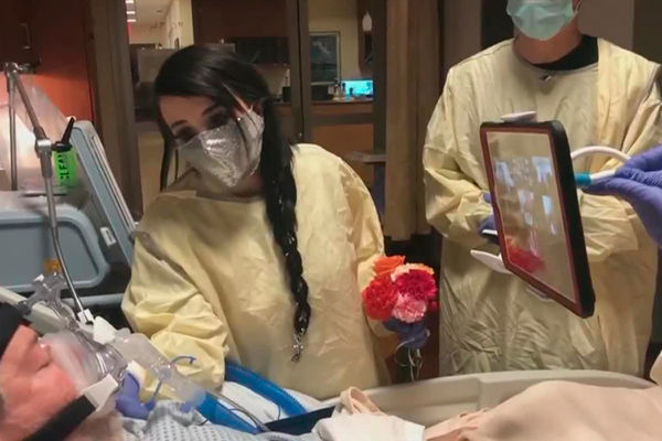 Женщина вышла замуж в больнице ради смертельно больного отца