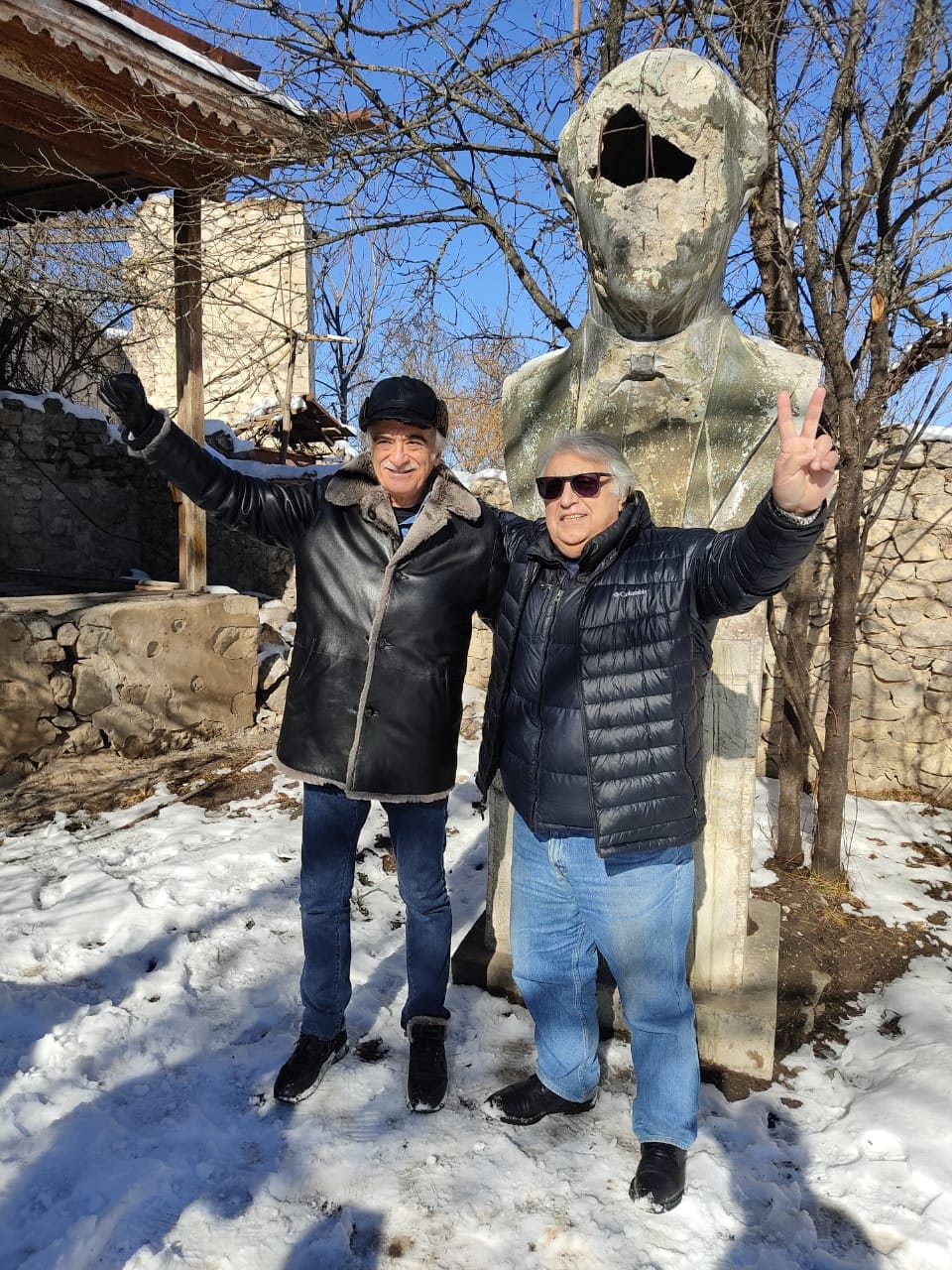 Polad Bülbüloğlu Şuşada atasının evini ziyarət etdi-FOTO