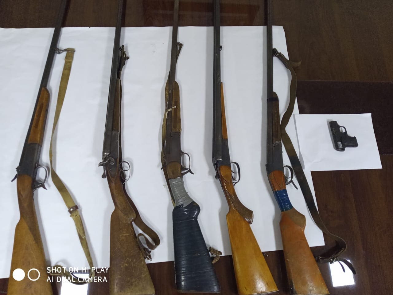 Şəmkir sakinlərindən silah aşkarlanıb-FOTO