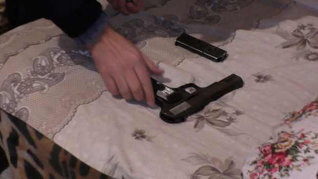 Bakıda silahlı şəxs saxlanıb - FOTO/VİDEO