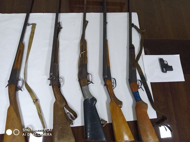 Şəmkir sakinlərindən silah aşkarlanıb