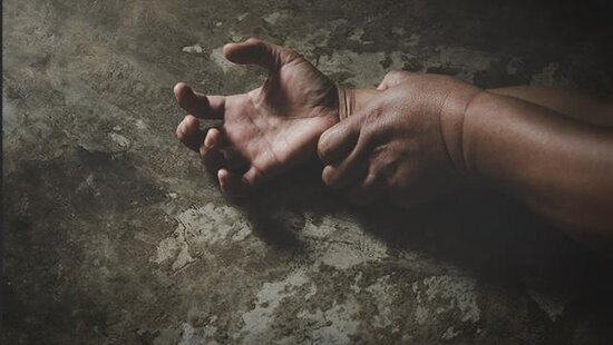 16 yaşlı sevgilisini çardaqda ZORLADI - POLİSƏ DÜŞDÜ