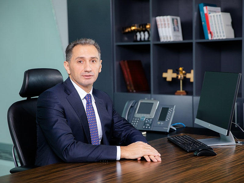 Prezident İlham Əliyev “Azərkosmos”un sədrini vəzifəsindən azad etdi