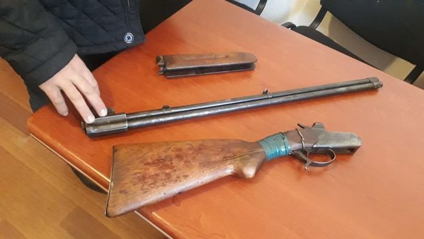 В Самухе задержан вооруженный мужчина