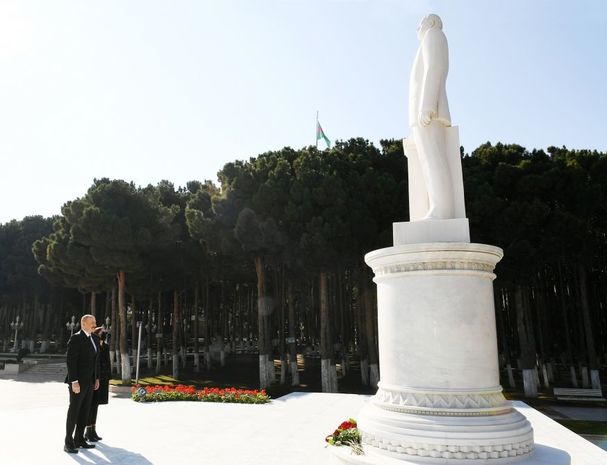 İlham Əliyev və Mehriban Əliyeva sosial obyektlərin açılışında iştirak etdilər - FOTO
