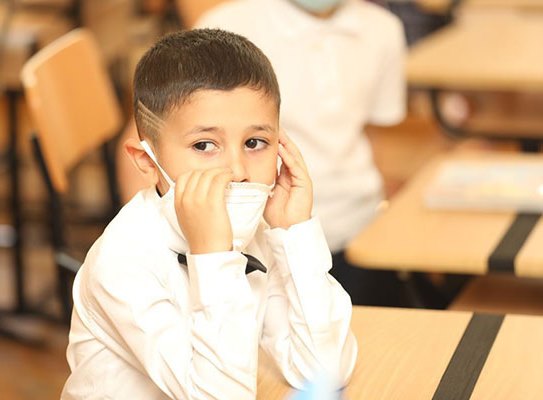 Təhsil Nazirliyi koronavirusa yoluxan şagirdlərin sayını açıqladı