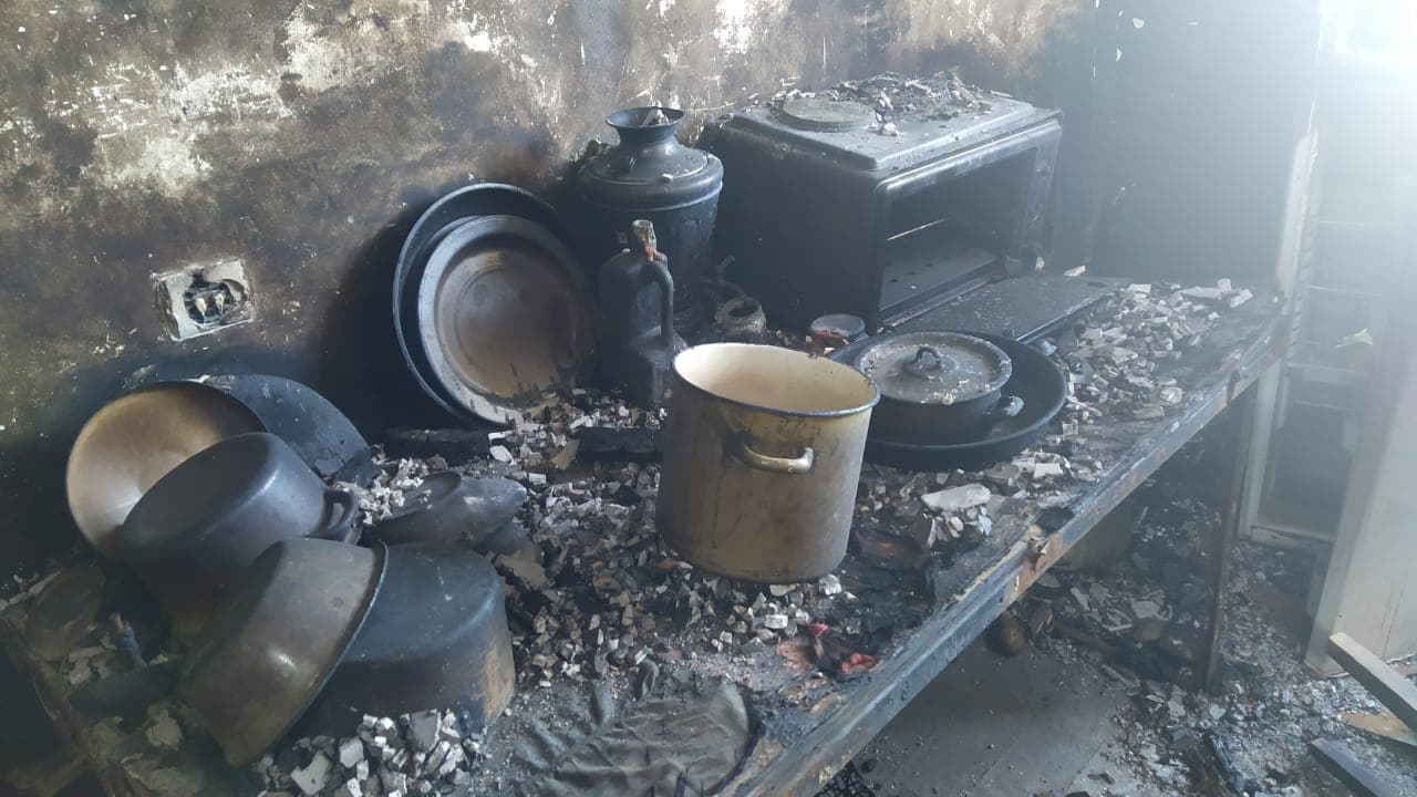 Oğurluq etdiyi evləri yandıran şəxs saxlanıldı-FOTO