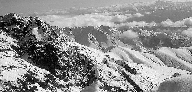 “Caliber”: Erməni tərəfinin cəsədlərin axtarışını aparmasına niyə qadağa qoyulub?