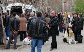 Rusiyaya qanunsuz gedən ermənilər günlərlə ac saxlanılaraq geri qaytarıldılar - Fotolar