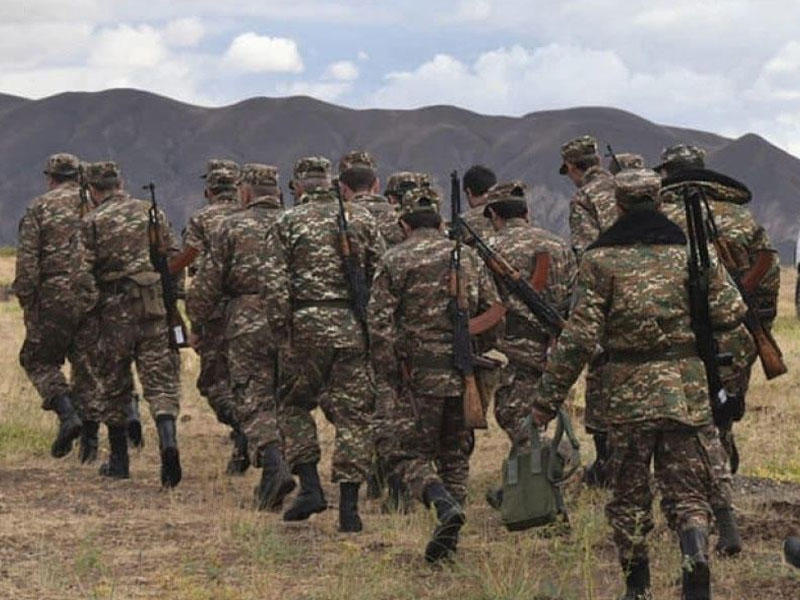 Ermənistan ordusunun polkovniki saxlanıldı - Rüşvət alıb əsgərləri arxa cəbhəyə keçirirmiş