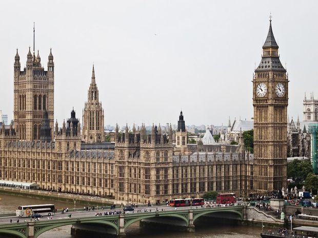 СМИ: Великобритания выслала трех китайских шпионов