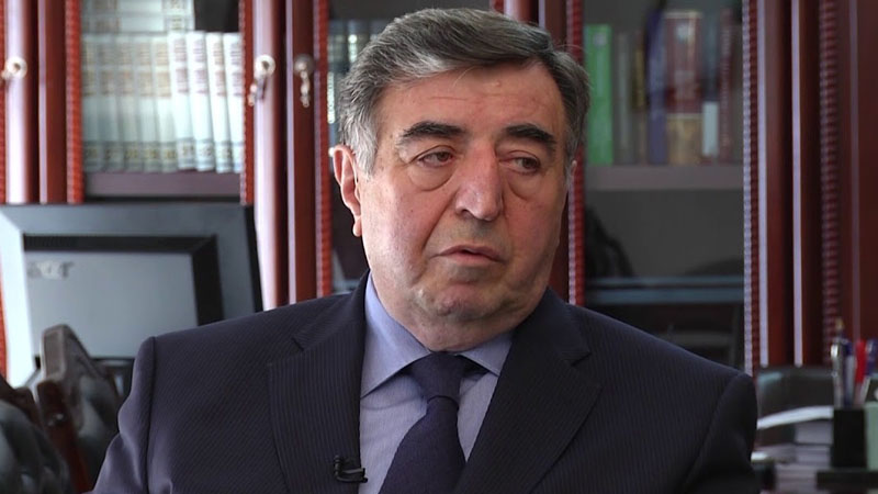 Əhməd Əhmədzadə üçün “əcəl zəngi” – “Baron” bu dəfə vəzifəsini qoruya biləcəkmi?