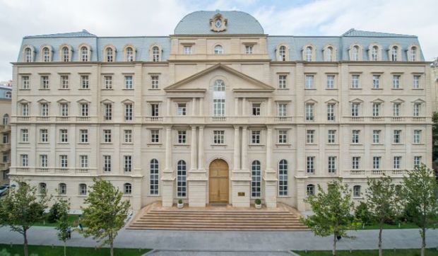 Maliyyə Nazirliyində geniş kollegiya iclası keçirilib