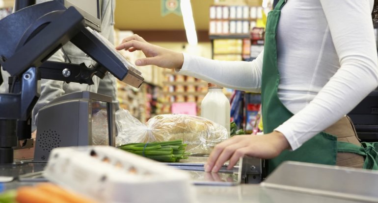 Qərara dəyişiklik edildi - Mağazalarda əvvəllər pulsuz olan bu məhsul artıq pulla satılacaq